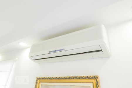 Sala  de apartamento à venda com 4 quartos, 218m² em Itaim Bibi, São Paulo