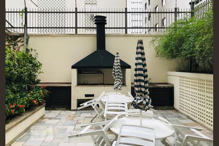 Apartamento à venda com 218m², 4 quartos e 3 vagasChurrasqueira 