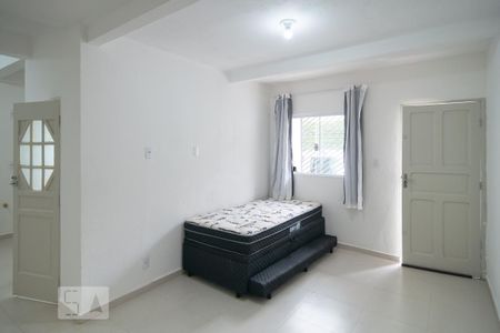 Sala de casa para alugar com 1 quarto, 37m² em Jardim Aeroporto, São Paulo