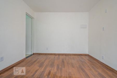 Quarto de casa para alugar com 1 quarto, 37m² em Jardim Aeroporto, São Paulo