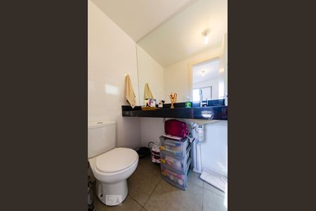 Apartamento à venda com 70m², 3 quartos e 2 vagas Apartamento à venda com 70m², 3 quartos e 2 vagasBanheiro da Suíte
