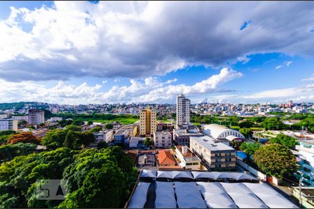 Apartamento à venda com 70m², 3 quartos e 2 vagas Apartamento à venda com 70m², 3 quartos e 2 vagasQuarto 2 - Vista