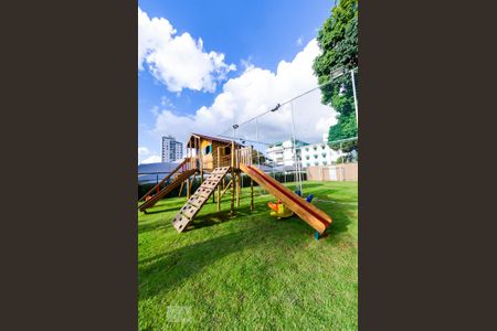 Apartamento à venda com 70m², 3 quartos e 2 vagas Apartamento à venda com 70m², 3 quartos e 2 vagasÁrea Comum - Playground