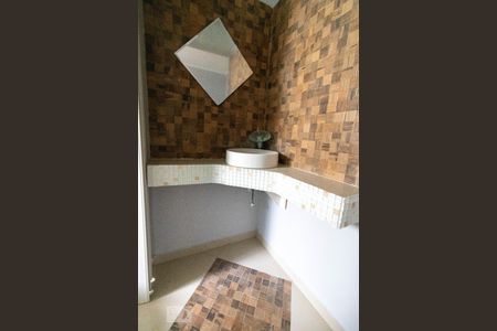 Banheiro de apartamento para alugar com 1 quarto, 60m² em Utinga, Santo André