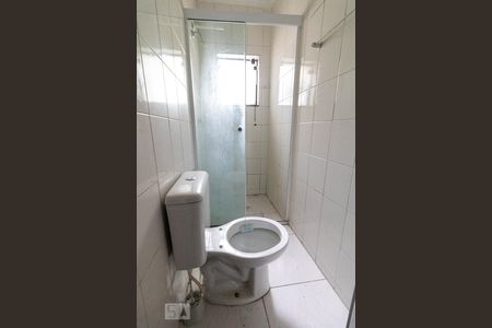 Banheiro de apartamento para alugar com 1 quarto, 60m² em Utinga, Santo André