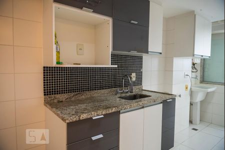 Apartamento para alugar com 88m², 2 quartos e 2 vagas Apartamento para alugar com 88m², 2 quartos e 2 vagasCozinha e Área de Serviço