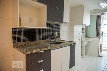 Apartamento para alugar com 88m², 2 quartos e 2 vagas Apartamento para alugar com 88m², 2 quartos e 2 vagasCozinha e Área de Serviço