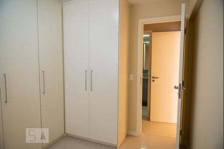 Quarto 1 de apartamento para alugar com 2 quartos, 88m² em Copacabana, Rio de Janeiro