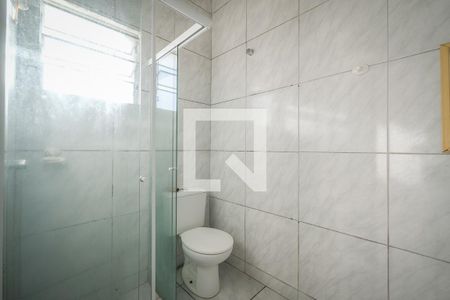 Banheiro de kitnet/studio para alugar com 1 quarto, 30m² em Cruzeiro, São José dos Pinhais