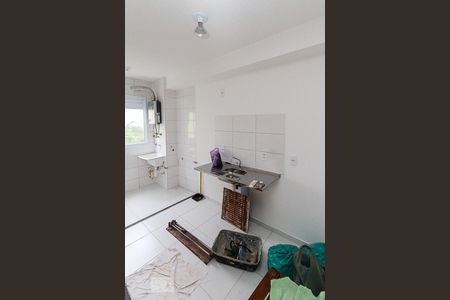 Cozinha de apartamento para alugar com 2 quartos, 45m² em Vila Ema, São Paulo