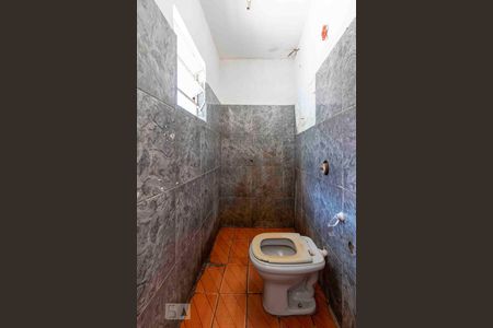 Banheiro  de casa para alugar com 1 quarto, 28m² em Itaquera, São Paulo