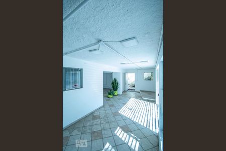 Casa à venda com 350m², 4 quartos e 5 vagasárea Frontal Térrea 