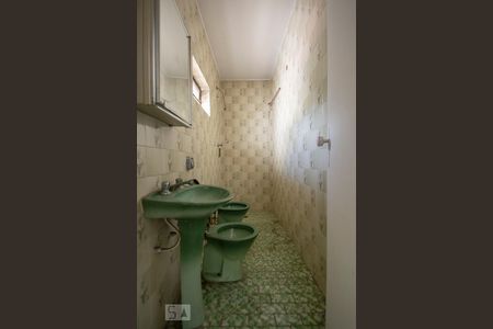 Casa à venda com 350m², 4 quartos e 5 vagasBanheiro Suite 3 