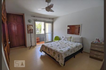 Dormitório 2 de casa à venda com 4 quartos, 270m² em Centro, São Leopoldo