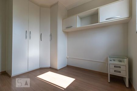 Apartamento à venda com 70m², 3 quartos e 2 vagas Apartamento à venda com 70m², 3 quartos e 2 vagasQuarto da suíte