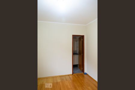 Casa à venda com 210m², 3 quartos e 5 vagasQUARTO 2 SUITE