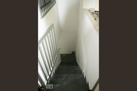 Casa à venda com 210m², 3 quartos e 5 vagasESCADA ACESSO GARAGEM