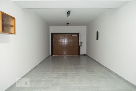 Casa à venda com 210m², 3 quartos e 5 vagasGARAGEM