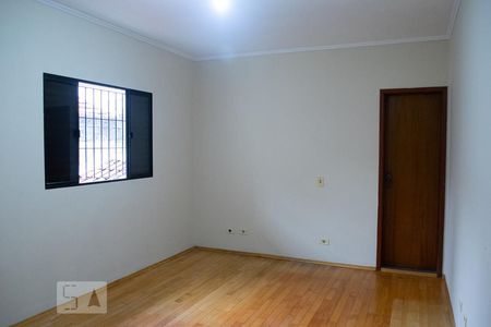 Casa à venda com 210m², 3 quartos e 5 vagasQUARTO 3 SUITE