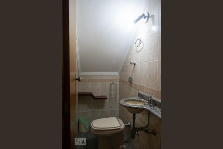 LAVABO de casa à venda com 3 quartos, 210m² em Água Fria, São Paulo