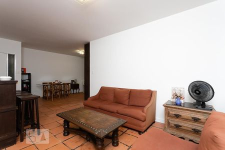 Apartamento à venda com 122m², 3 quartos e 1 vaga Apartamento à venda com 122m², 3 quartos e 1 vagaSala