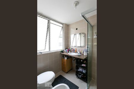 Apartamento à venda com 122m², 3 quartos e 1 vaga Apartamento à venda com 122m², 3 quartos e 1 vagaBanheiro da Suíte