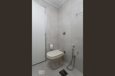 Apartamento à venda com 122m², 3 quartos e 1 vaga Apartamento à venda com 122m², 3 quartos e 1 vagaBanheiro