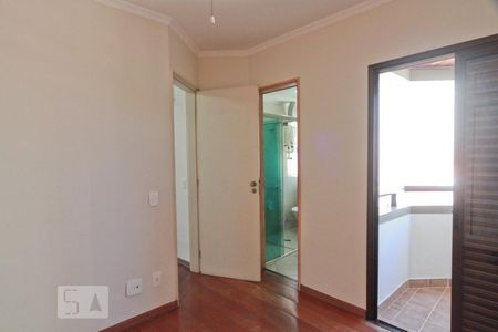 Suíte de apartamento para alugar com 3 quartos, 80m² em Santa Teresinha, São Paulo