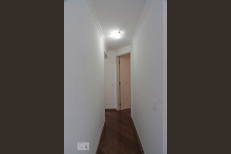 Corredor Quartos de apartamento para alugar com 3 quartos, 80m² em Santa Teresinha, São Paulo