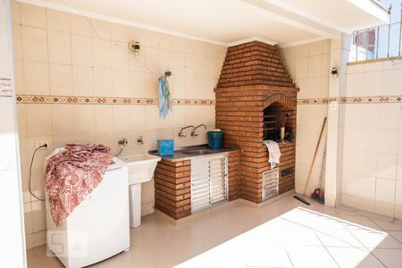 Casa à venda com 200m², 3 quartos e 2 vagasÁrea de Serviço