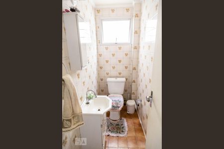 Casa à venda com 200m², 3 quartos e 2 vagasLavabo