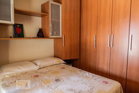 Quarto 1 de casa à venda com 3 quartos, 200m² em Vila Robertina, São Paulo