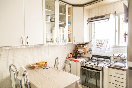 Casa à venda com 200m², 3 quartos e 2 vagasCozinha