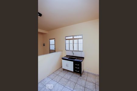 Cozinha de casa para alugar com 1 quarto, 50m² em Vila Barros, Guarulhos