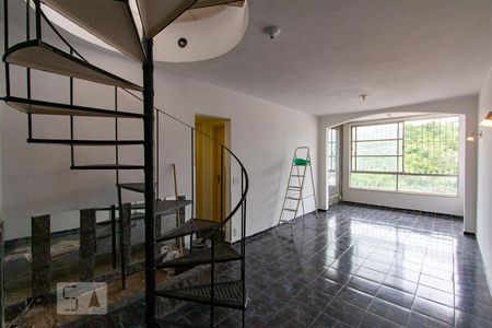 Sala 1 de Apartamento com 4 quartos, 200m² Santa Rosa 