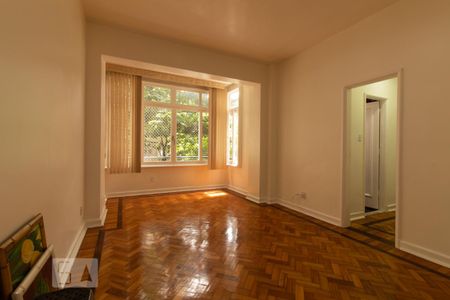 Sala de apartamento para alugar com 1 quarto, 54m² em Copacabana, Rio de Janeiro