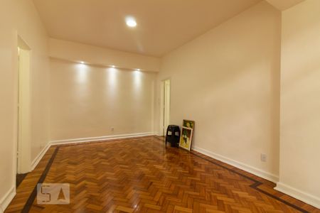Sala de apartamento para alugar com 1 quarto, 54m² em Copacabana, Rio de Janeiro
