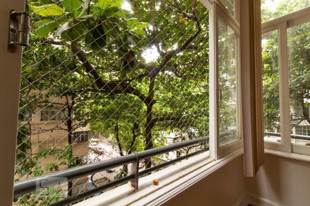 Detalhe sala de apartamento para alugar com 1 quarto, 54m² em Copacabana, Rio de Janeiro