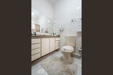 Casa à venda com 300m², 4 quartos e 2 vagasBanheiro Suíte 2