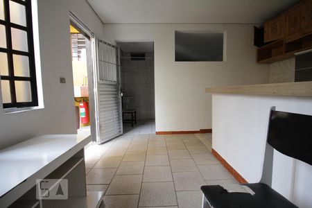 Casa de condomínio para alugar com 50m², 2 quartos e sem vagaSala