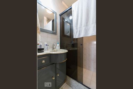 Banheiro Quarto 1 de apartamento à venda com 3 quartos, 93m² em Icaraí, Niterói