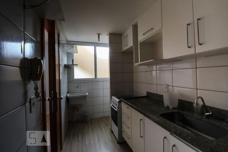 Cozinha e Área de Serviço de apartamento para alugar com 2 quartos, 49m² em Areal (águas Claras), Brasília