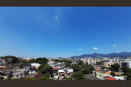 Apartamento à venda com 2 quartos, 60m² em Taquara, Rio de Janeiro