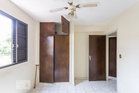 Quarto 1 - Armários de apartamento à venda com 3 quartos, 84m² em Vila Mimosa, Campinas