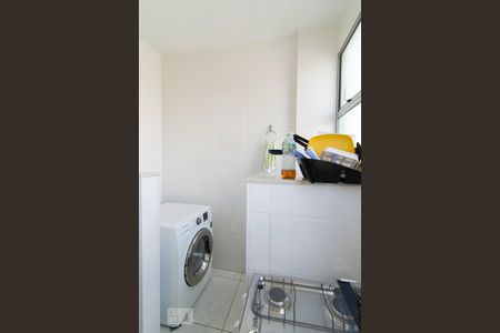 Apartamento à venda com 60m², 2 quartos e 1 vaga Apartamento à venda com 60m², 2 quartos e 1 vagaÁrea de Serviço