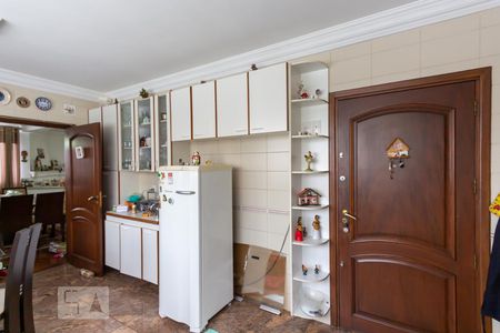 Apartamento à venda com 212m², 4 quartos e 3 vagasCozinha