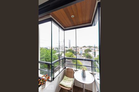 Apartamento à venda com 212m², 4 quartos e 3 vagasVaranda do quarto 4