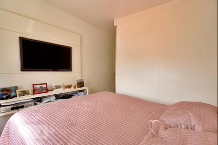 Quarto Suíte de apartamento para alugar com 3 quartos, 138m² em Vila Ipojuca, São Paulo