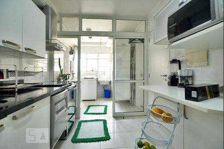 Apartamento para alugar com 138m², 3 quartos e 2 vagasCozinha