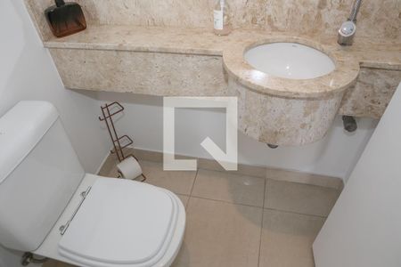 Lavabo de apartamento para alugar com 3 quartos, 138m² em Vila Ipojuca, São Paulo